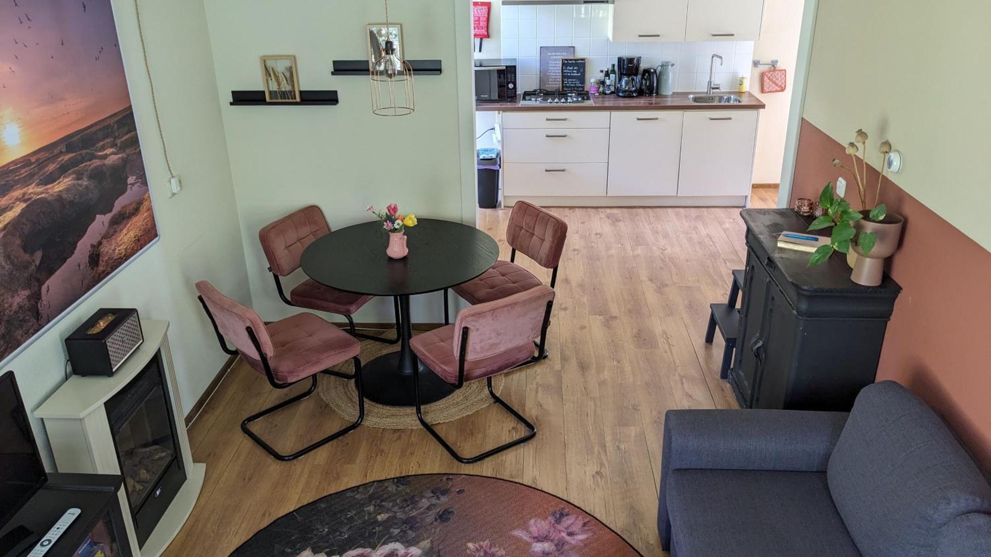 Slaap Lekker Apartment ด็อคคุม ภายนอก รูปภาพ